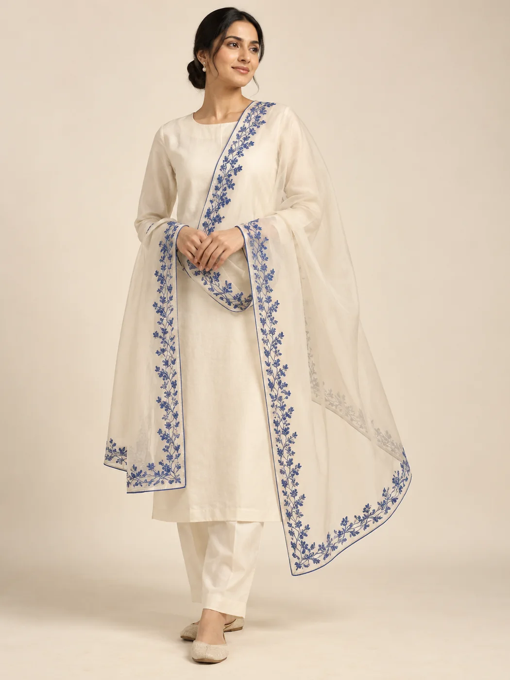 Leher Organza Dupatta in Ivory / cobalt